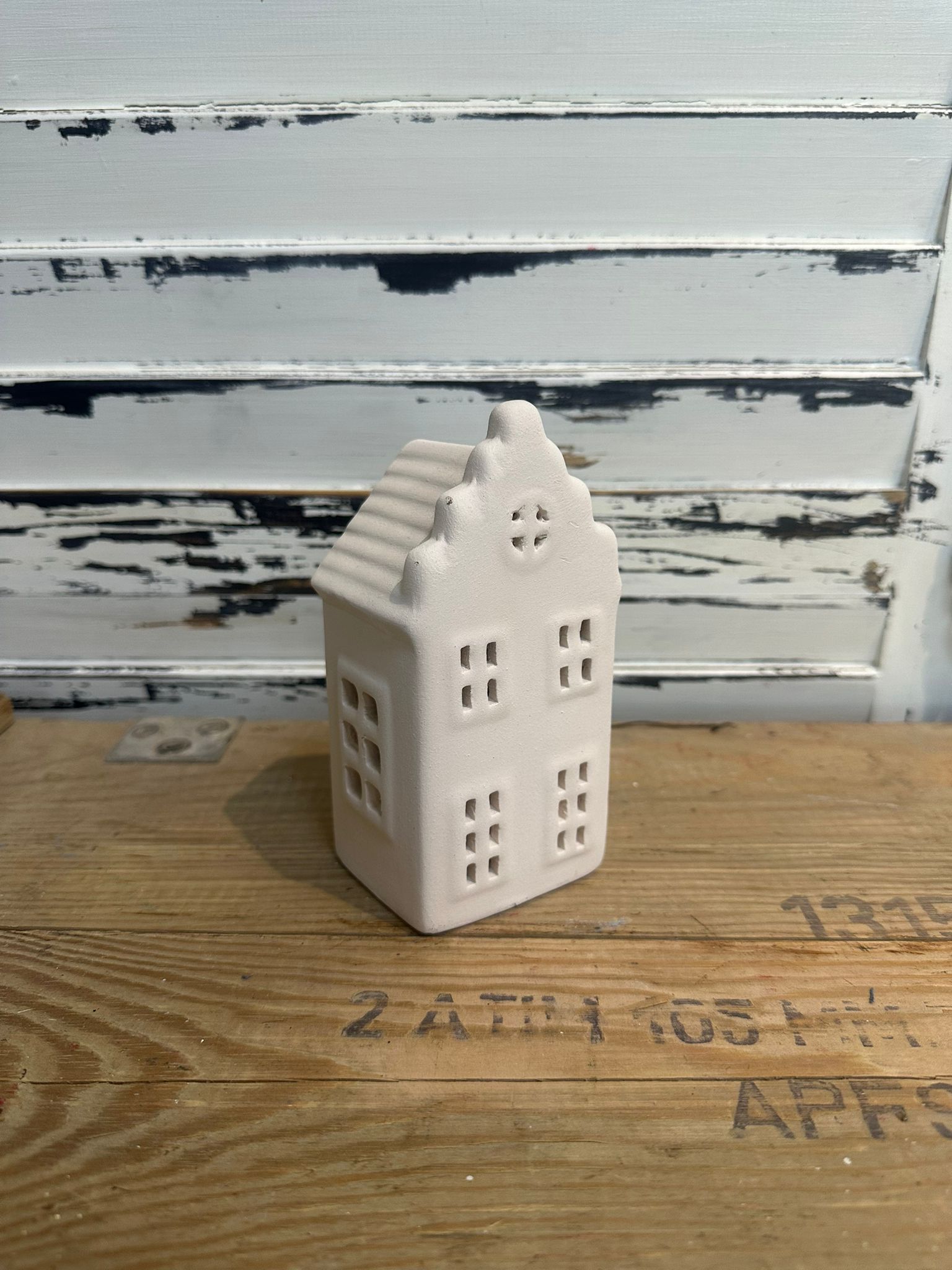 HOLLANDA EVİ KÜÇÜK NO 2