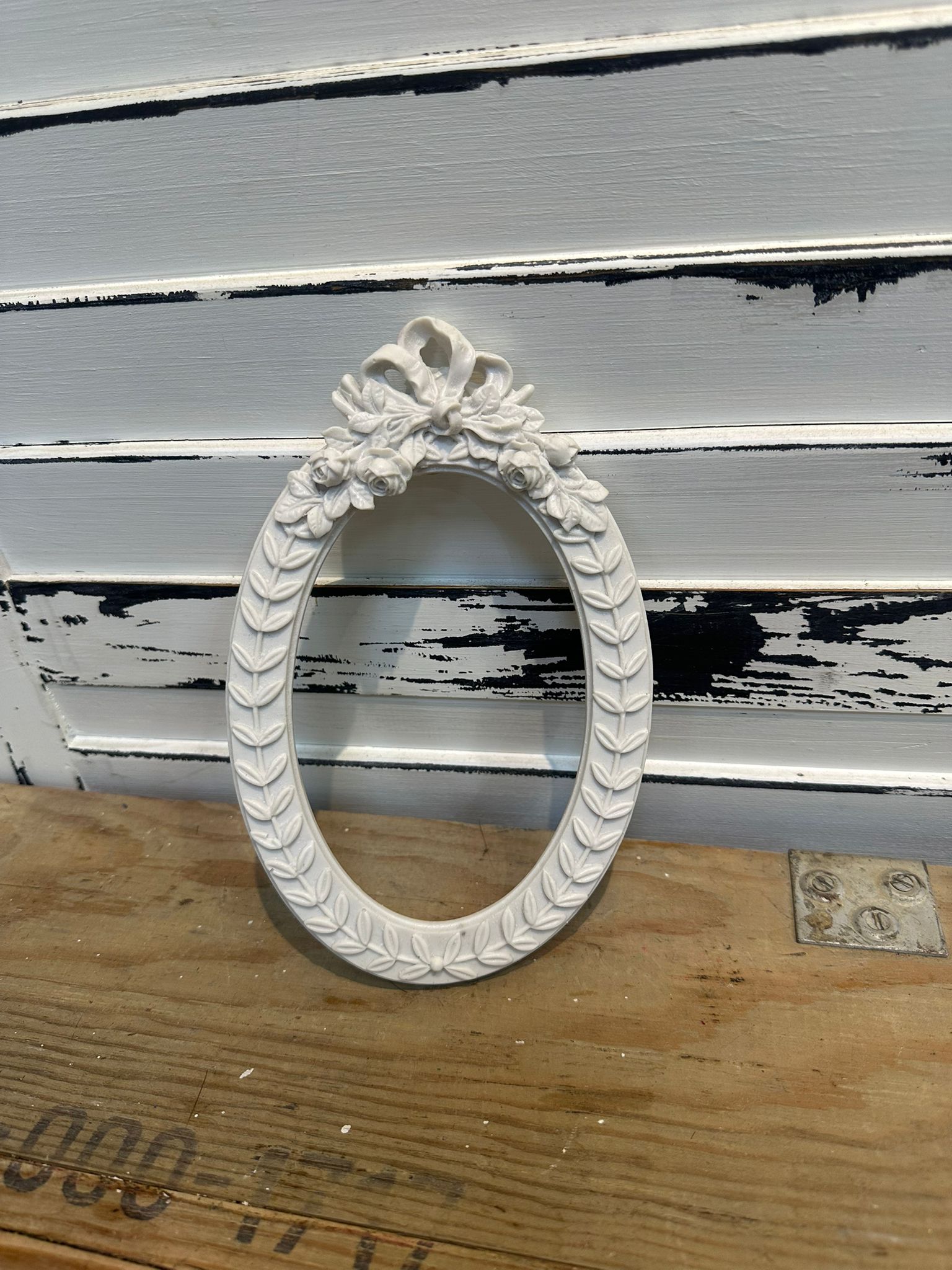 ÇERÇEVE OVAL FİYONKLU