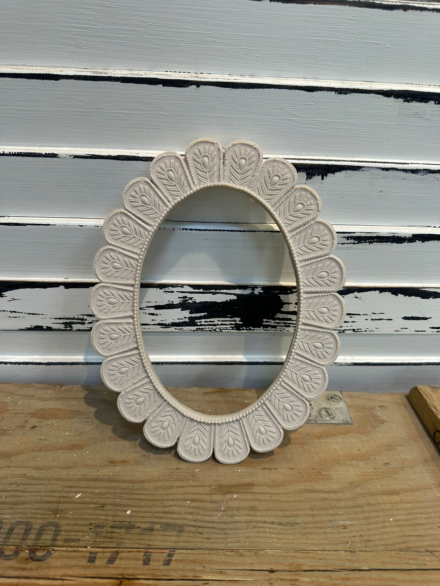 ÇERÇEVE OVAL ÇİÇEKLİ