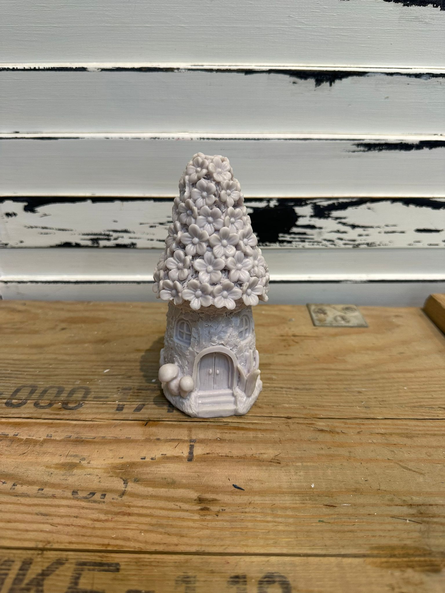 MANTAR EV ÇİÇEKLİ KÜÇÜK NO 2